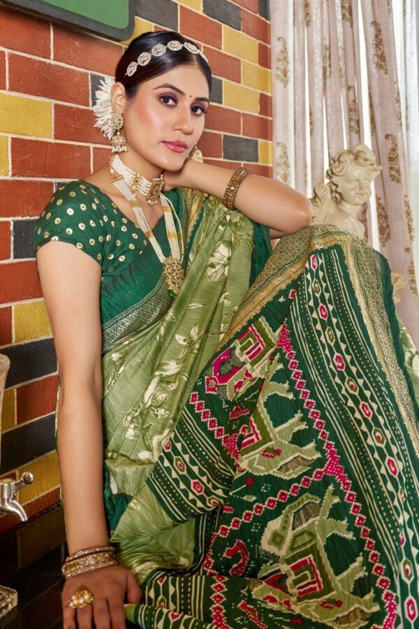 Foil Crush Patola Saree