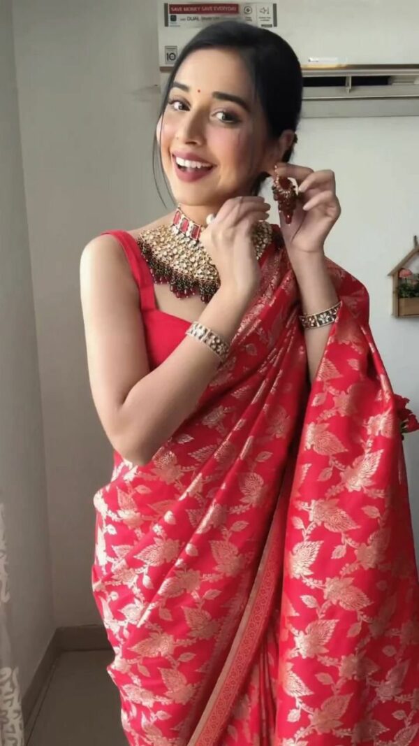 Ready To Wear Soft Lichi Silk Saree - Image 3