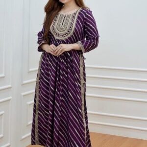 Naira Cut Kurti Pent