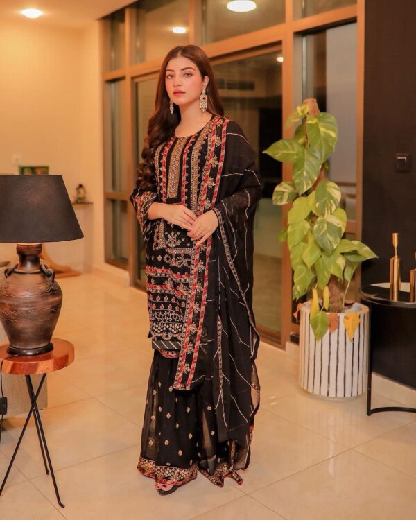 New Kurti-ShararaSet - Image 3