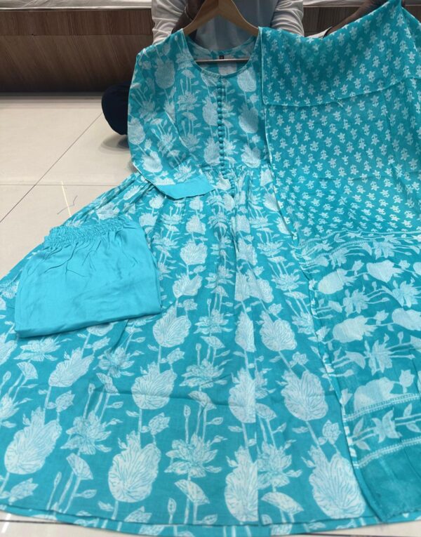Floral Handblock Printed Anarkali Kurta - Image 6