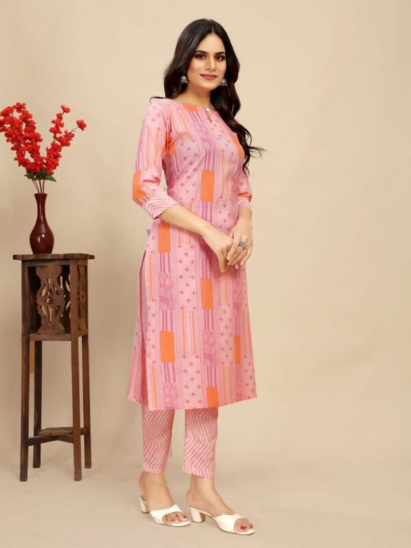 Cotton Floral Block Printed Kurti Pair - Image 5