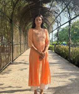 Visco Rayon Fabric Plated Flare Nayra Cut Kurti
