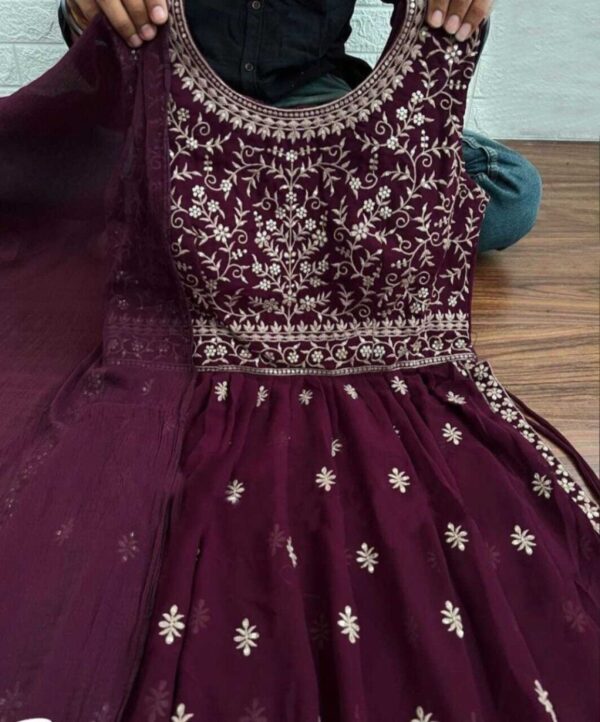 Naira Cut Peturn Gown With Embriodry Work - Image 4