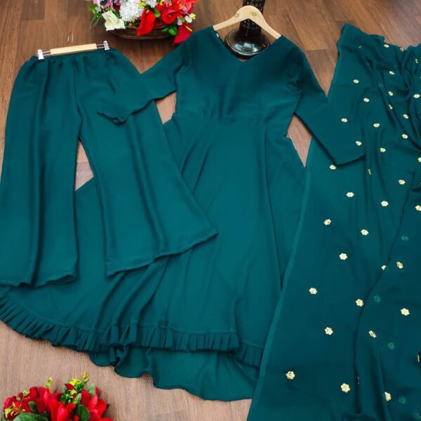 Kurta Set With Matching Straight Pants, Plain With Work In Duptta - Image 3