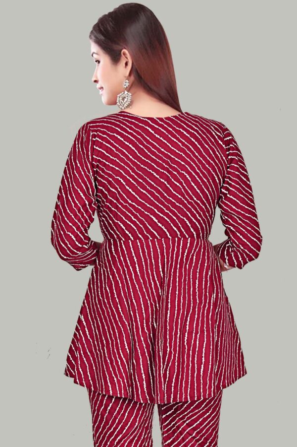 Heavy Soft Reyon With Lehriya Print Cored Set - Image 3