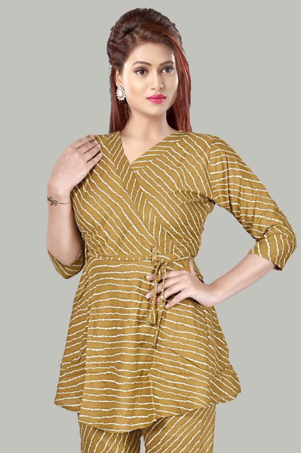 Heavy Soft Reyon With Lehriya Print Cored Set - Image 2