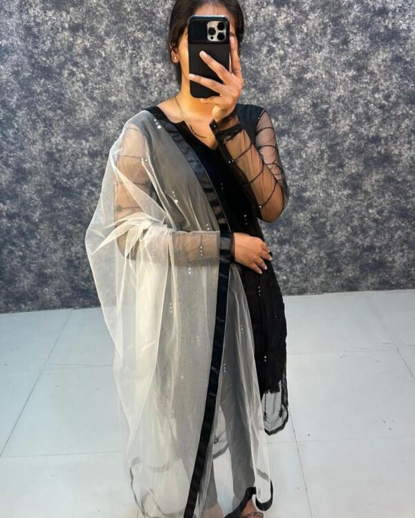 Presenting New Design Net Kurti