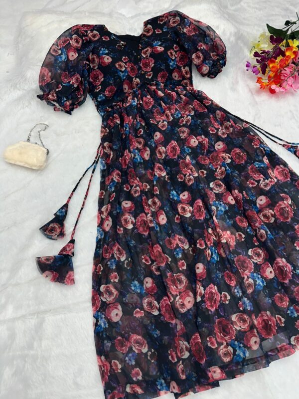 Georgette Fabric Nyracut Kurties With Digital Print