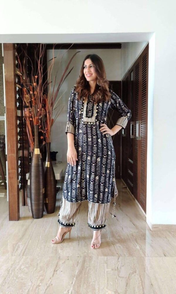 Pure Reyon Cottan Kurti Pent Set - Image 6
