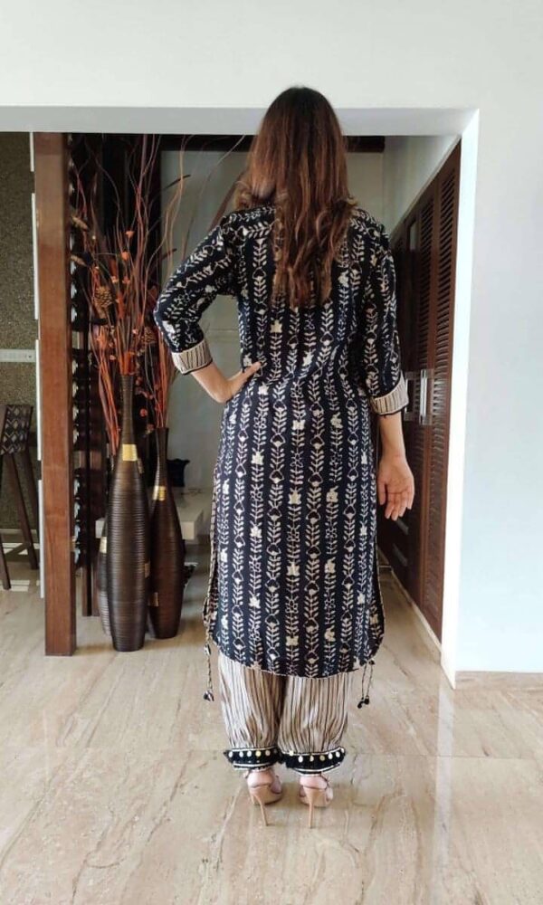 Pure Reyon Cottan Kurti Pent Set - Image 3