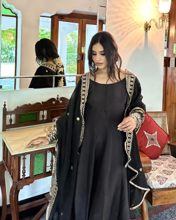 Heavy Georgette Fully Stitched Umbrella Flair Gown - Image 6