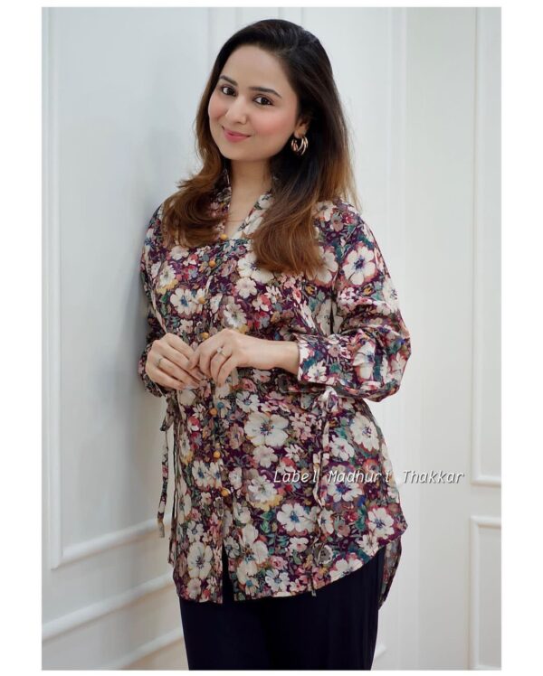 Stylish Poly Rayon Fabric Women's Top - Image 2