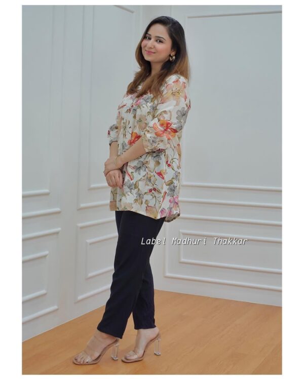 Stylish Poly Rayon Fabric Women's Top - Image 2