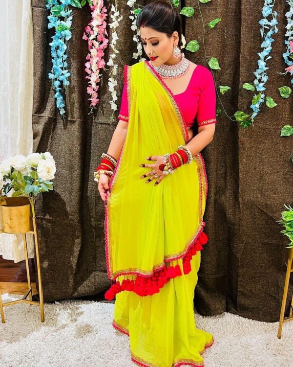 Smooth Georgette fabric saree with beautiful embroidery lace border with beautiful latkan - Image 2